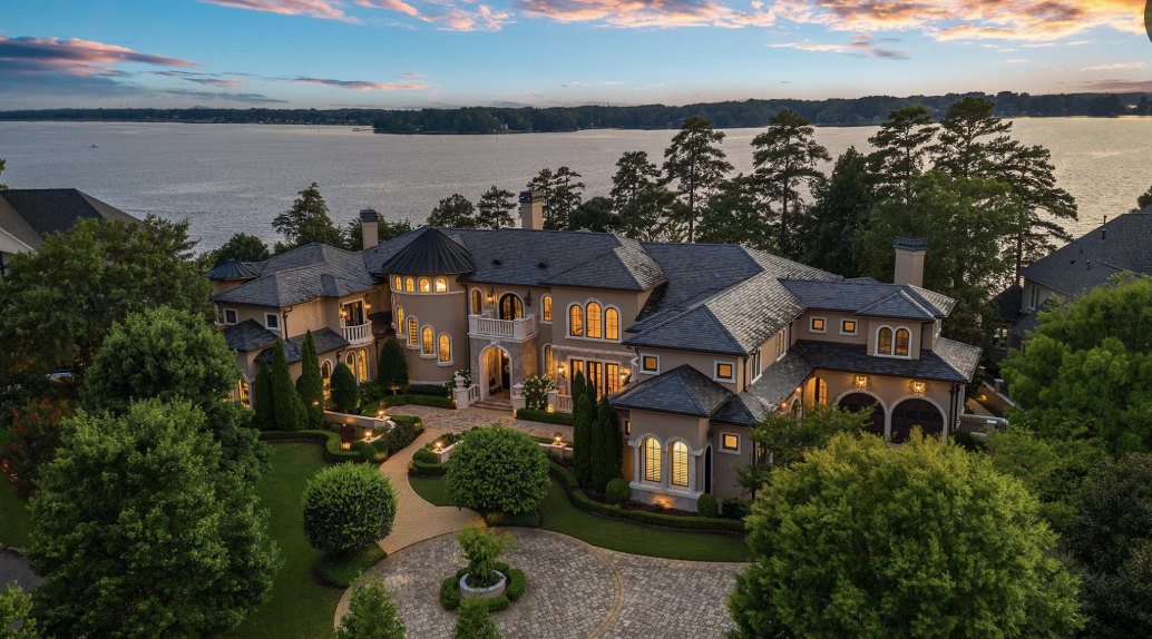 Streetscape at Killian Crossing in Denver, NC