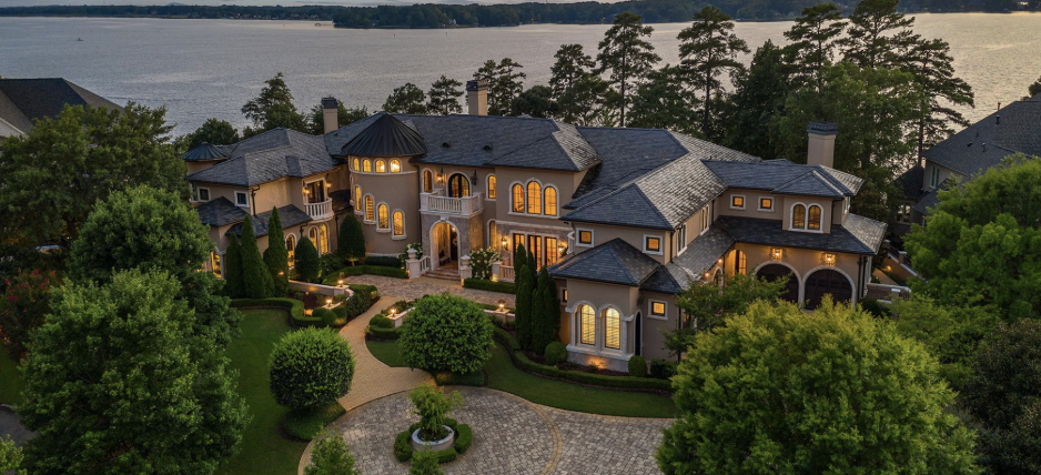 Norman Estates luxury shoreline community